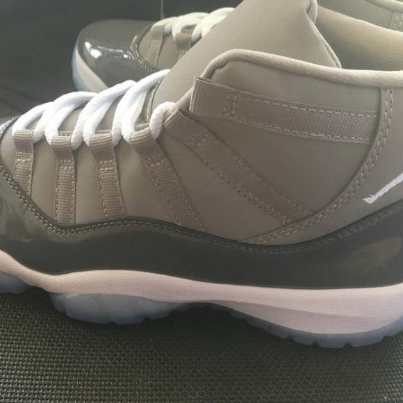 Cool grey Air jordan - Picture 4 of 4